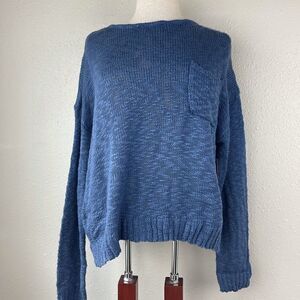 NWT Urbanology Women’s Sweater Top Sizes XL and L